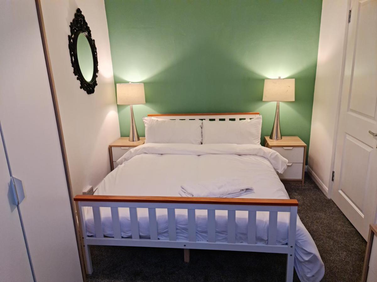 Elegant 1-Bedroom Apartment In Camden Town London Exterior foto