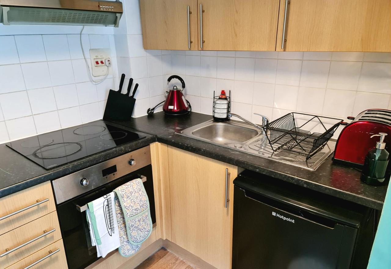 Elegant 1-Bedroom Apartment In Camden Town London Exterior foto