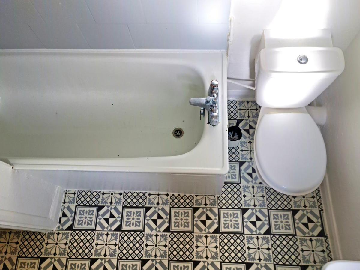 Elegant 1-Bedroom Apartment In Camden Town London Exterior foto